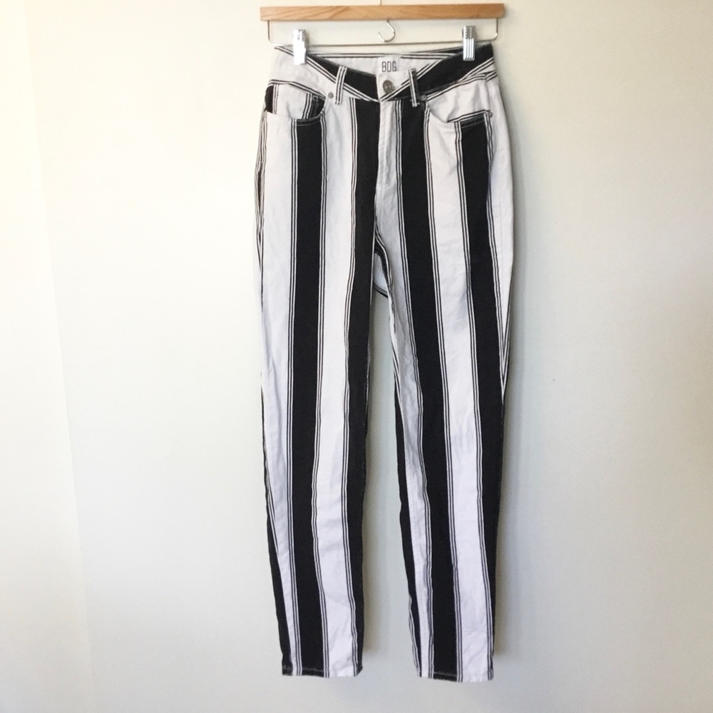 Urban Outfitters BDG Black & White Vertical Stripe Mom Jeans - 25